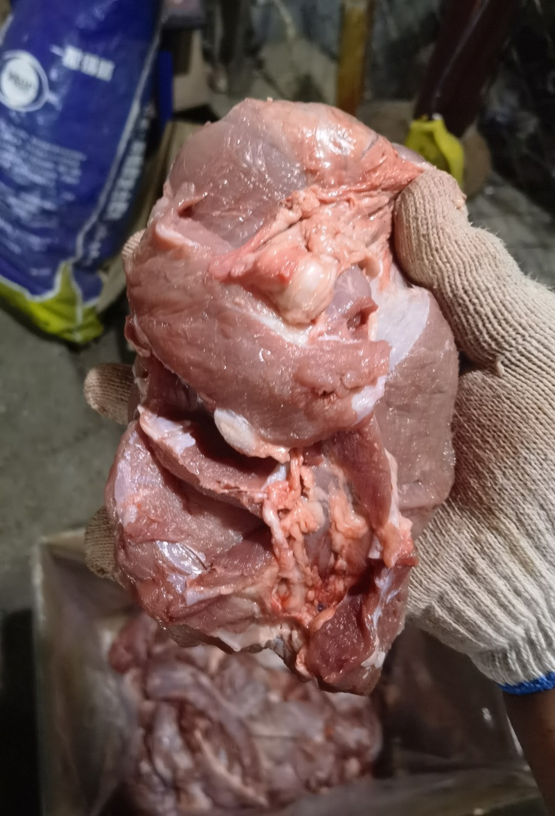 国产纯干大块牛碎肉