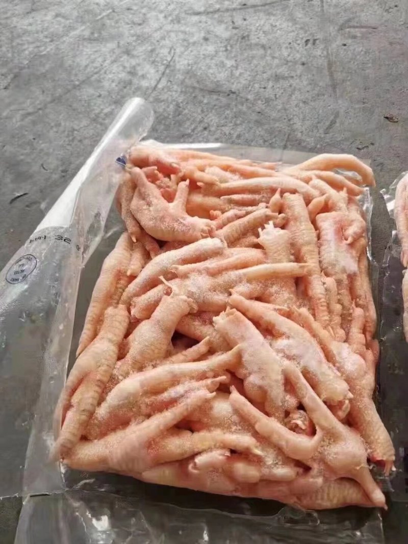 精品鸡凤爪，干净无调理，原版工厂直销量大从优。