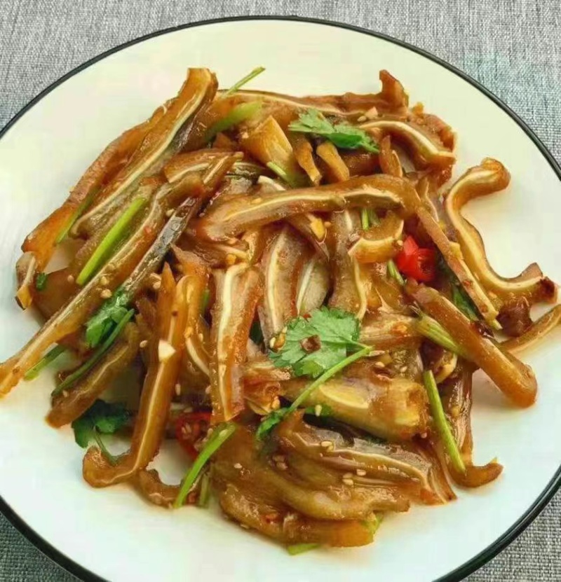 猪耳丝，一件20斤