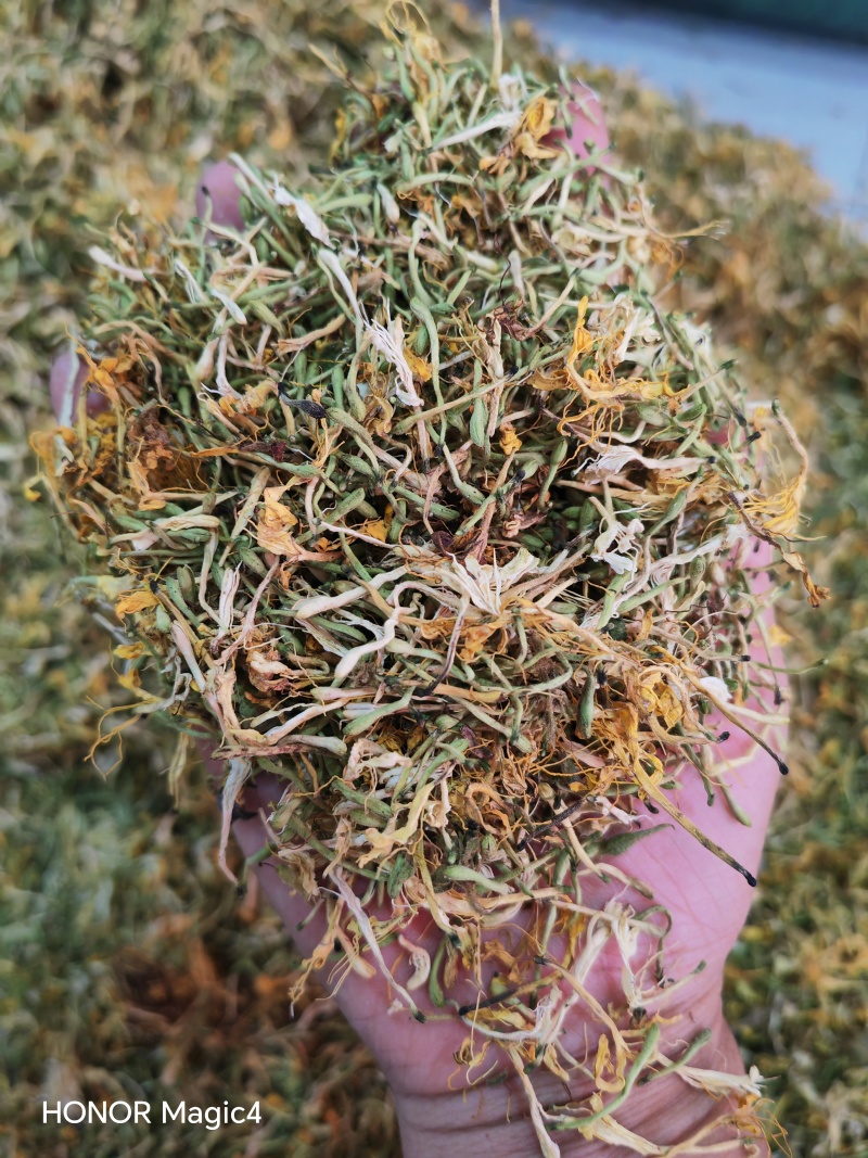 贵州安龙野生金银花统货，生晒无硫，无任何添加，半开花