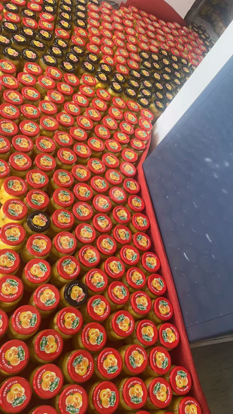 黄桃罐头
