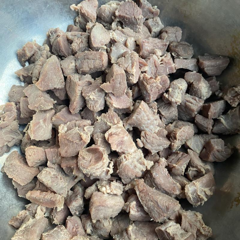 飞水牛肉粒，熟度好味道好价格不贵可做小包装