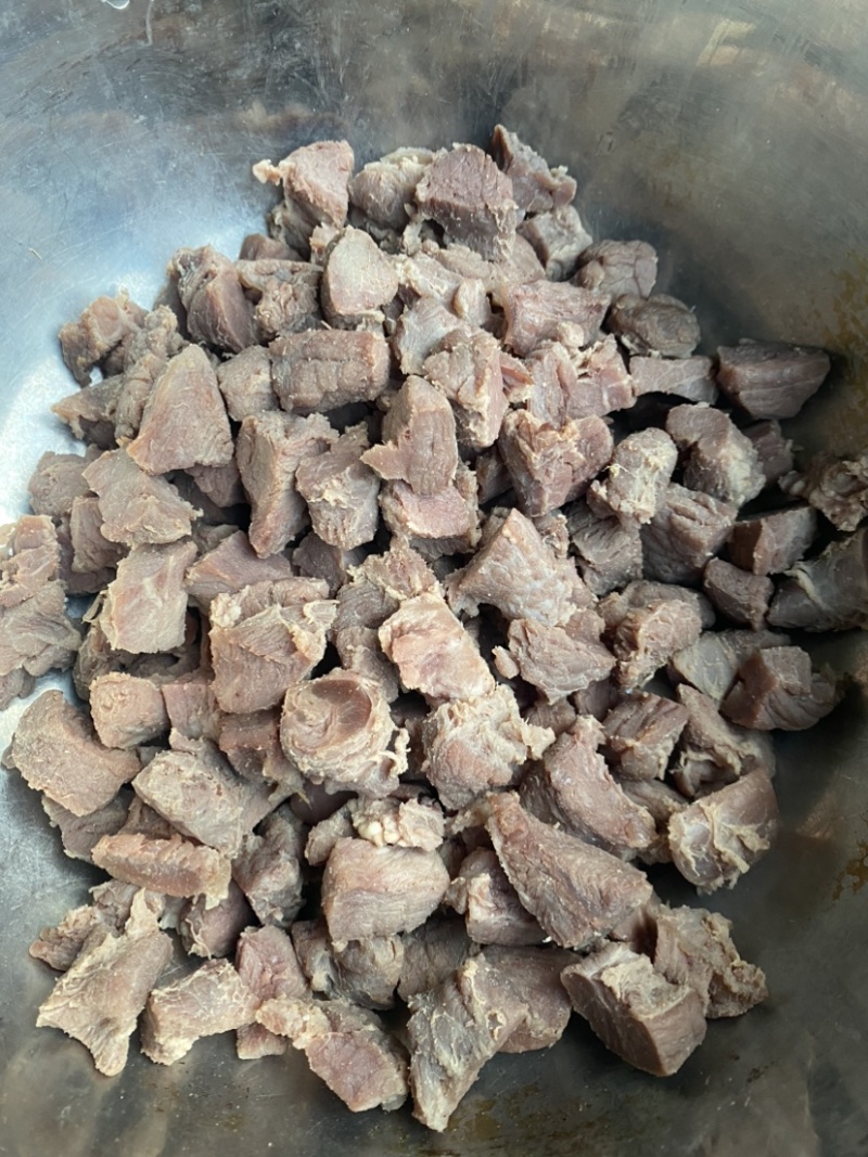 飞水牛肉粒，熟度好味道好价格不贵可做小包装