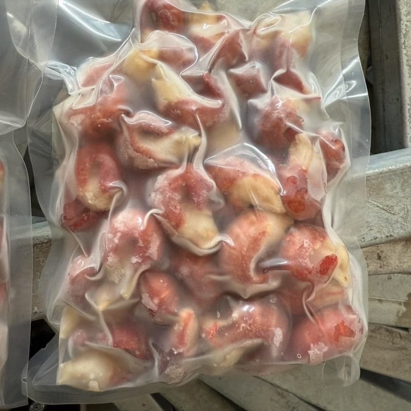 小包装龙虾尾每袋净重500克，每件20包