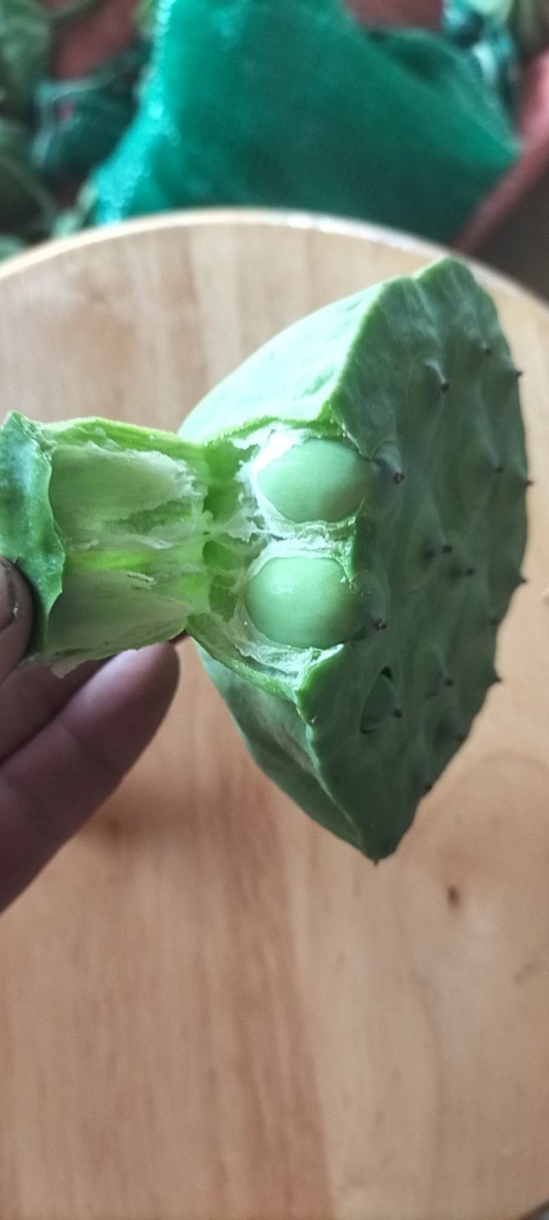 新鲜水果莲蓬