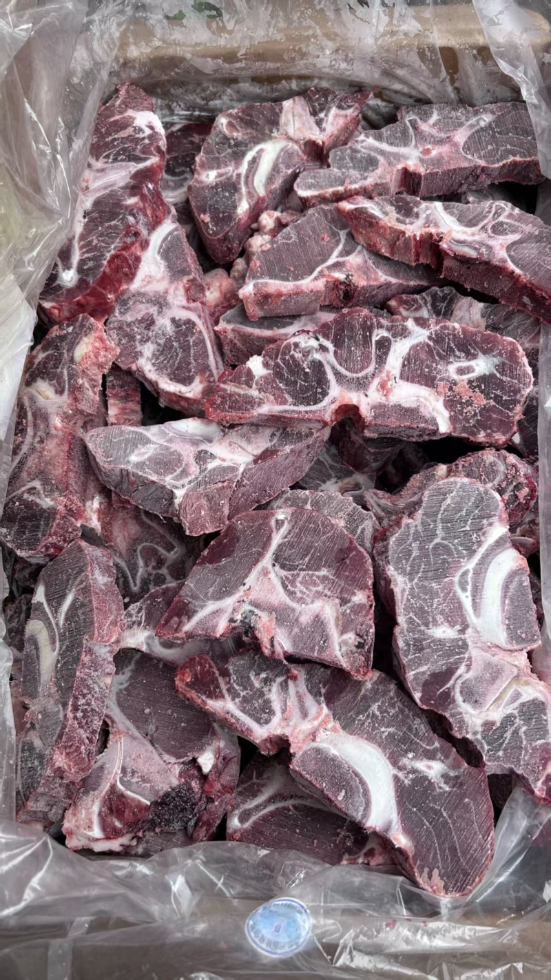国产和牛满肉牛脖骨