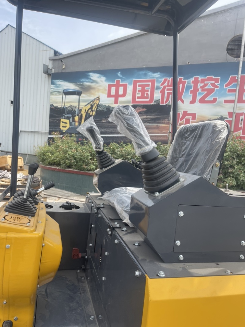 挖旋一体机前挖土后旋耕犁地耕地平地播种施肥起垄