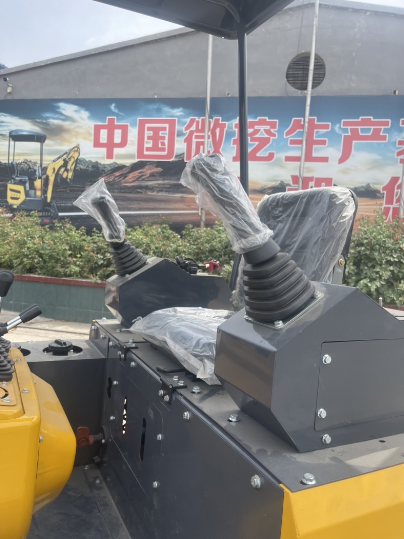 挖旋一体机前挖土后旋耕犁地耕地平地播种施肥起垄