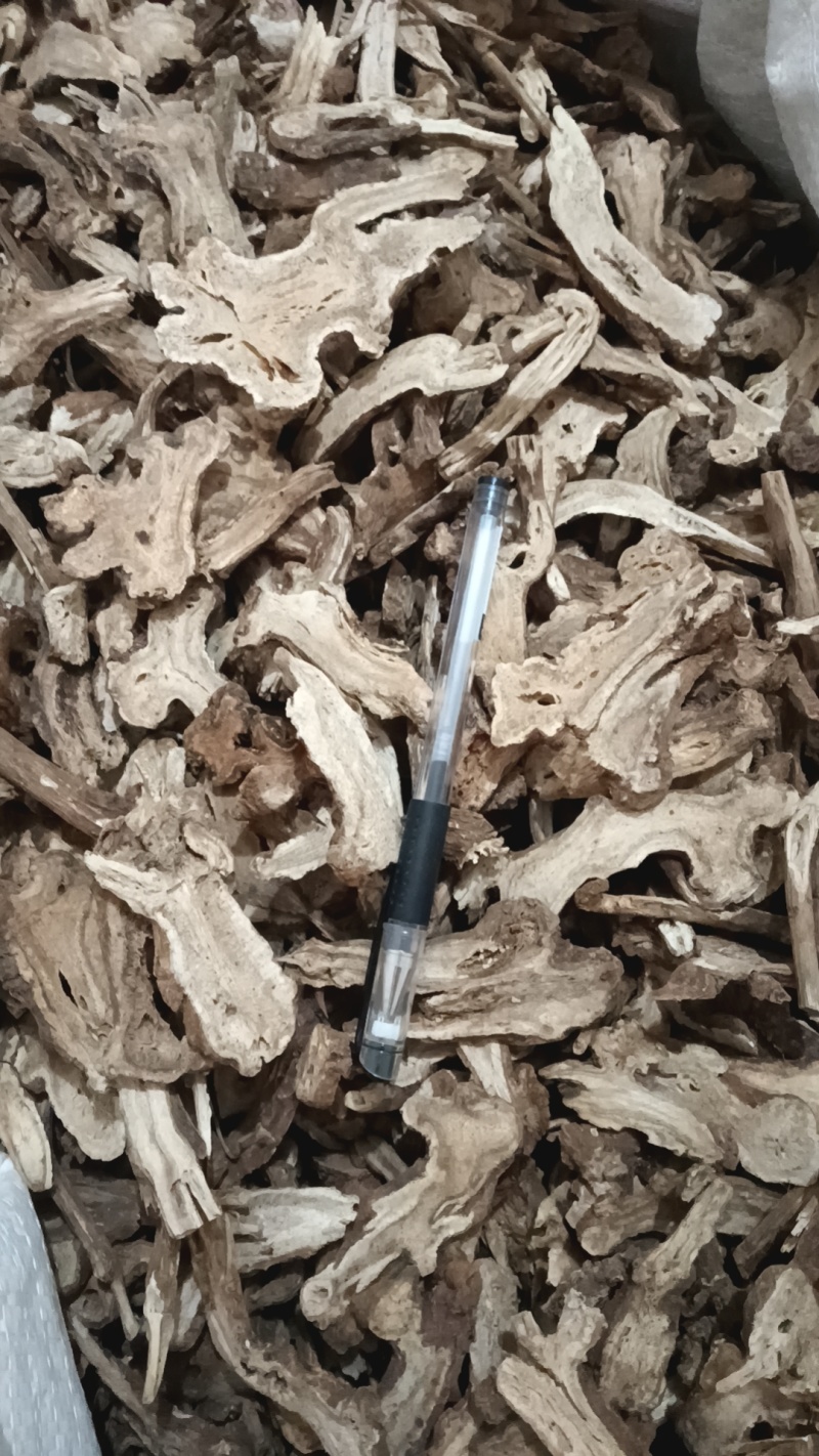白术现货供应多个规格任选批发各种中药材欢迎选购