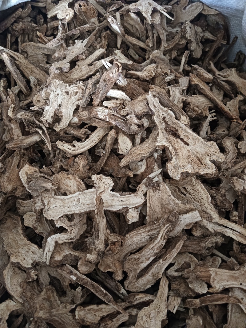 白术现货供应多个规格任选批发各种中药材欢迎选购