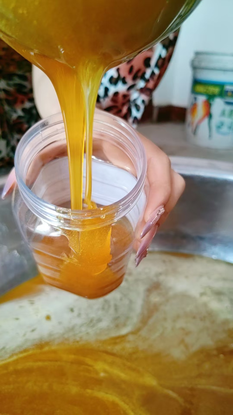 土蜂蜜需要的可以联系我，