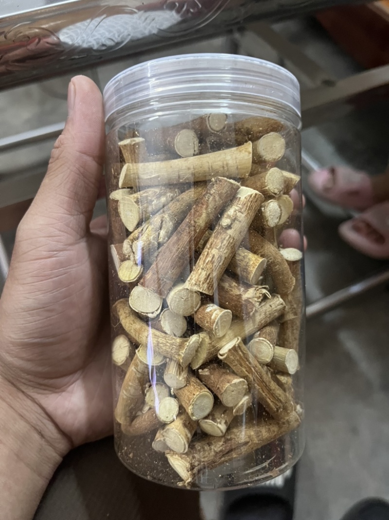 正品五指毛桃长期有货欢迎联系订购。。。。。