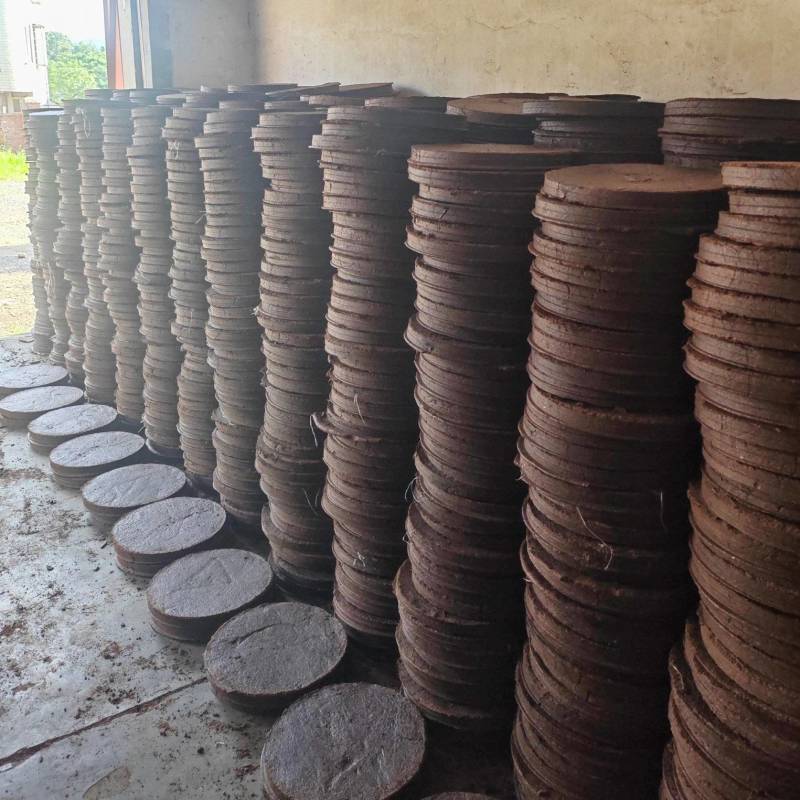 茶枯茶麸茶籽饼茶粕厂家直销湖南产地直发杀杂鱼种植肥料