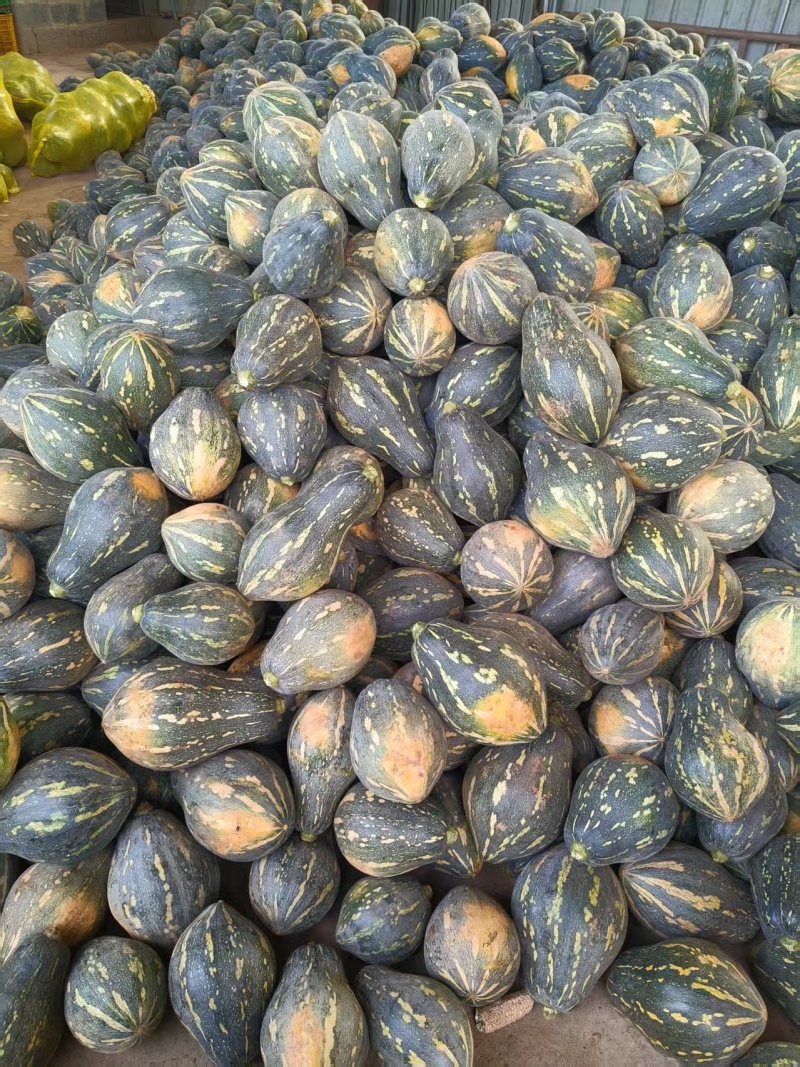 广西香芋大量供货啦，一手货源，场地直销，诚信代办，，