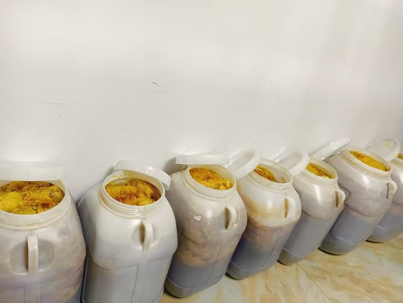 野生蜂蜜大量有货。欢迎来询价