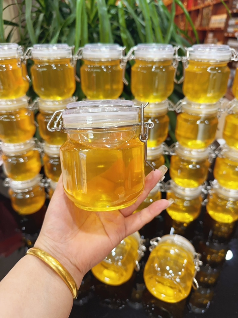 长白山椴树蜂蜜优质好蜜，2025年新蜜42度