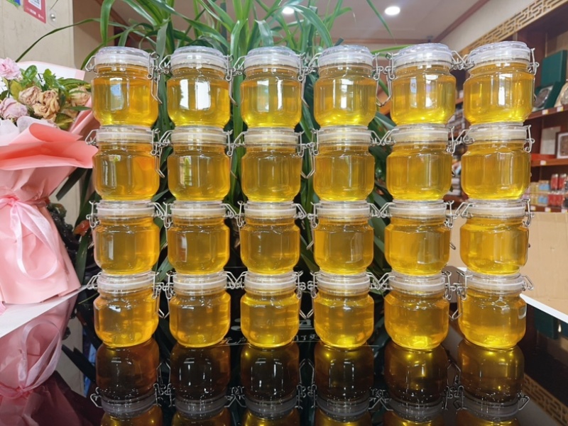 长白山椴树蜂蜜优质好蜜，2025年新蜜42度