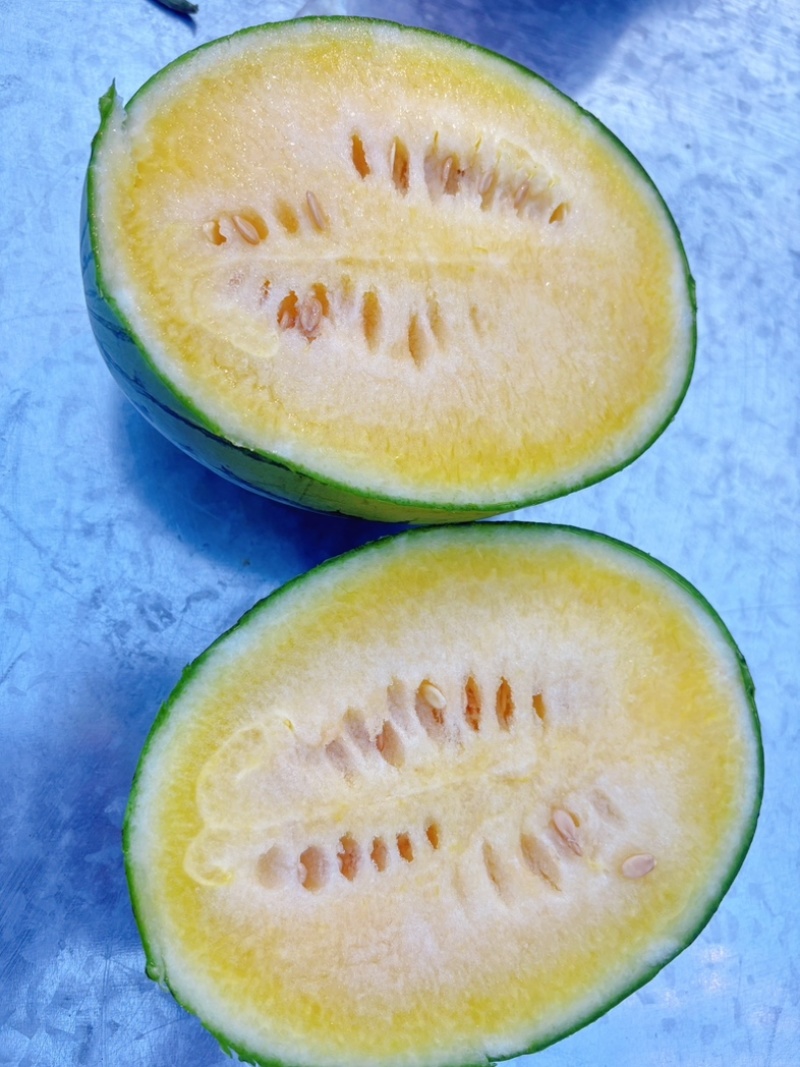 黄瓤特小凤吊瓜