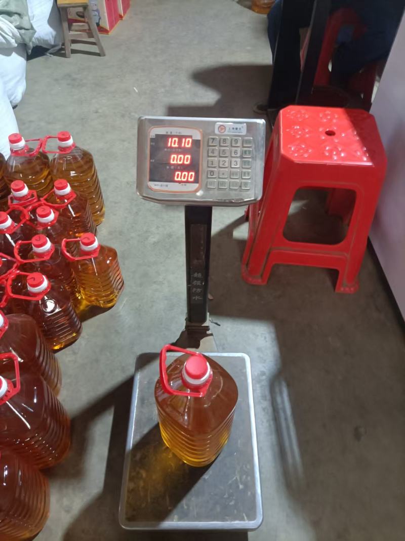 自己油坊自榨花生油