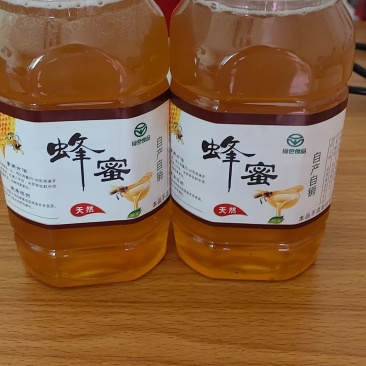 自家的蜂蜜，源源不断的自然之味。每一滴都饱含大自然的精华