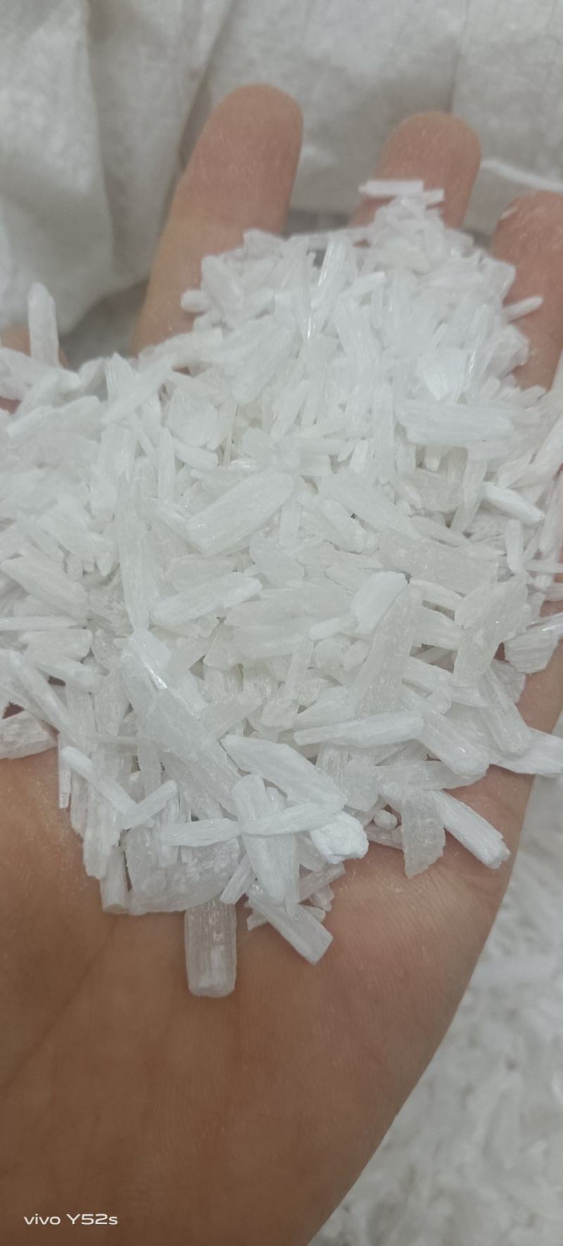 石膏中药材石膏有两个主营各类中药品种多货品齐多种药材批发