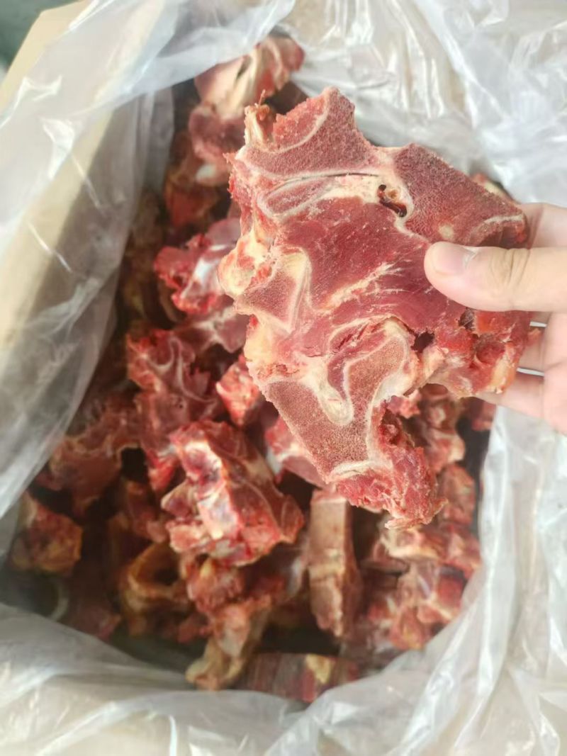 多肉牛脖骨