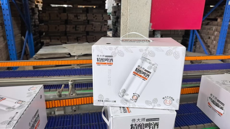 佟大师精酿啤酒，500毫升*12罐，平台火爆产品。先到先