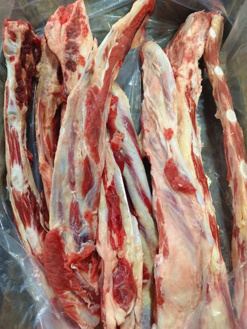 燕翅骨有肉有软骨，卤货店老板**