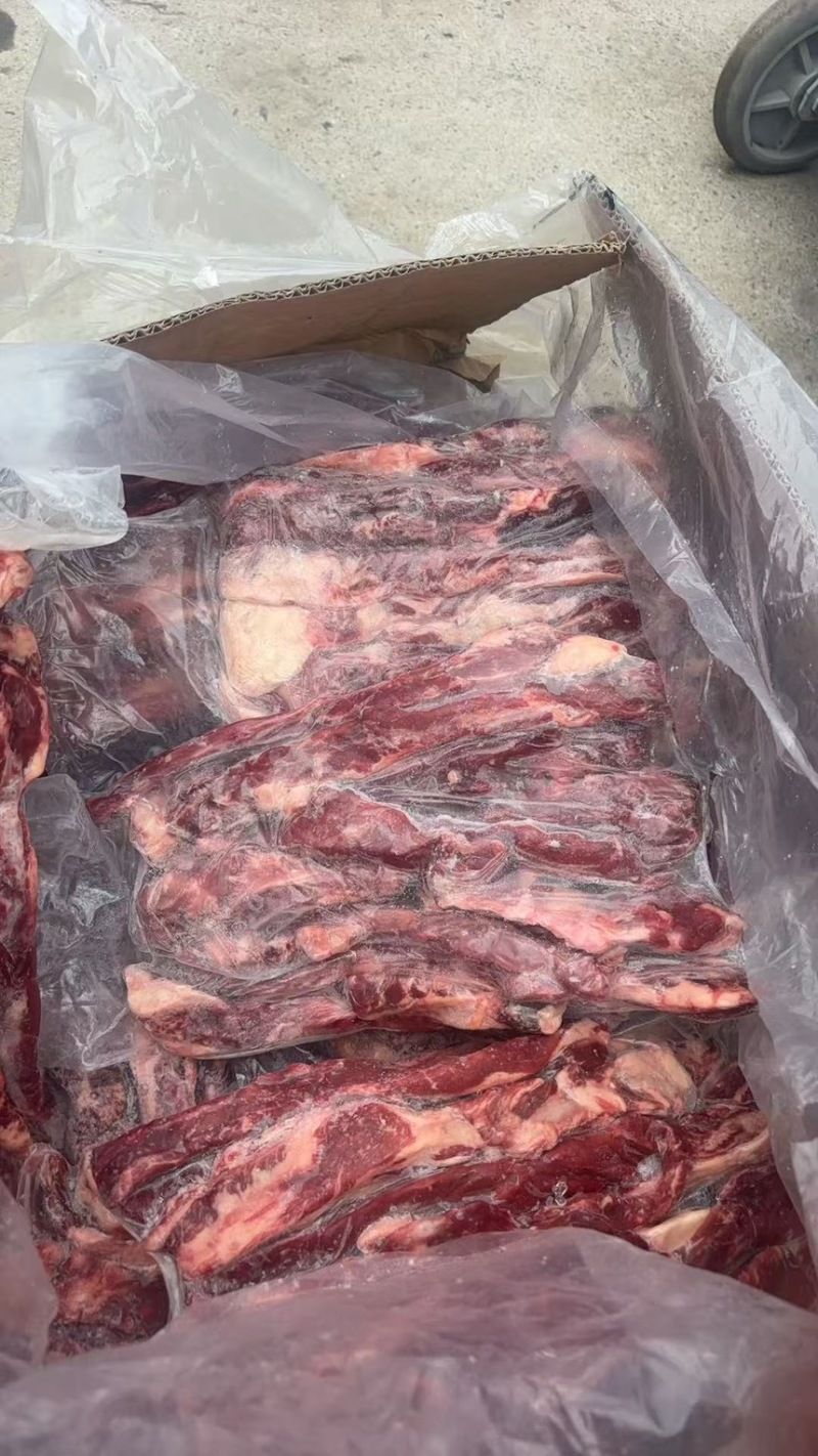 燕翅肉，货源充足，全国发货，手续齐全，需要的老板联系。
