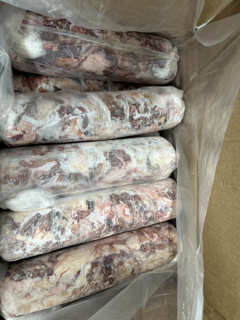 本厂支持按照客户需求加工牛棒骨筋，货源充足，手续齐全。