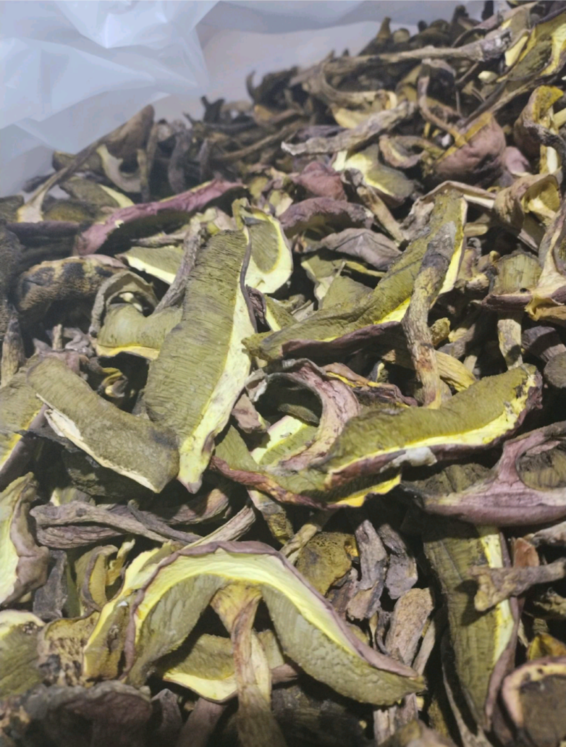黄牛肝菌(高脚葱)，精选黄牛肝菌，源产地批发属于源头批发