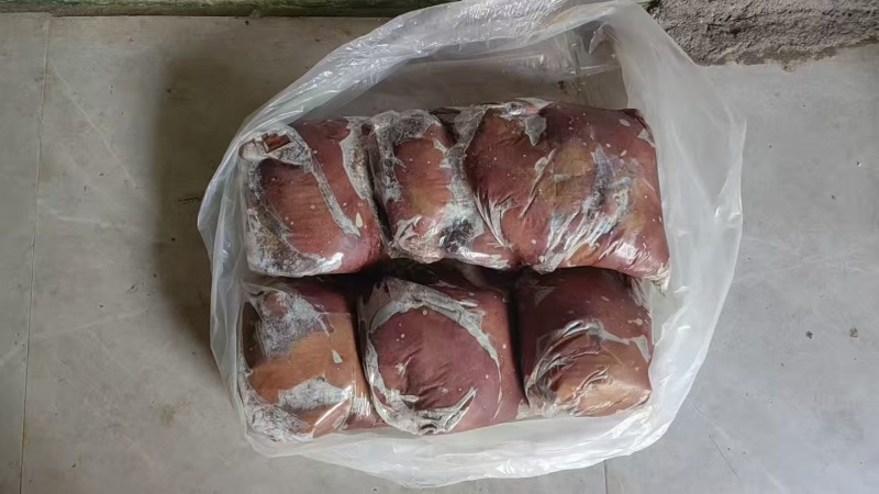 单包猪肝30吨