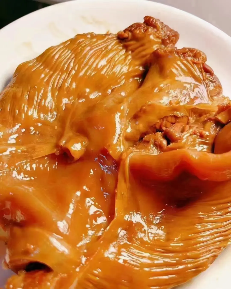【猪头肉】猪护心肉，欢迎各位老板联系采购