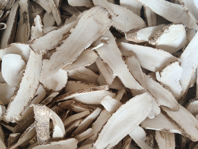 主营毫白芷，常年加工各种规挌圆片斜片无硫有硫，