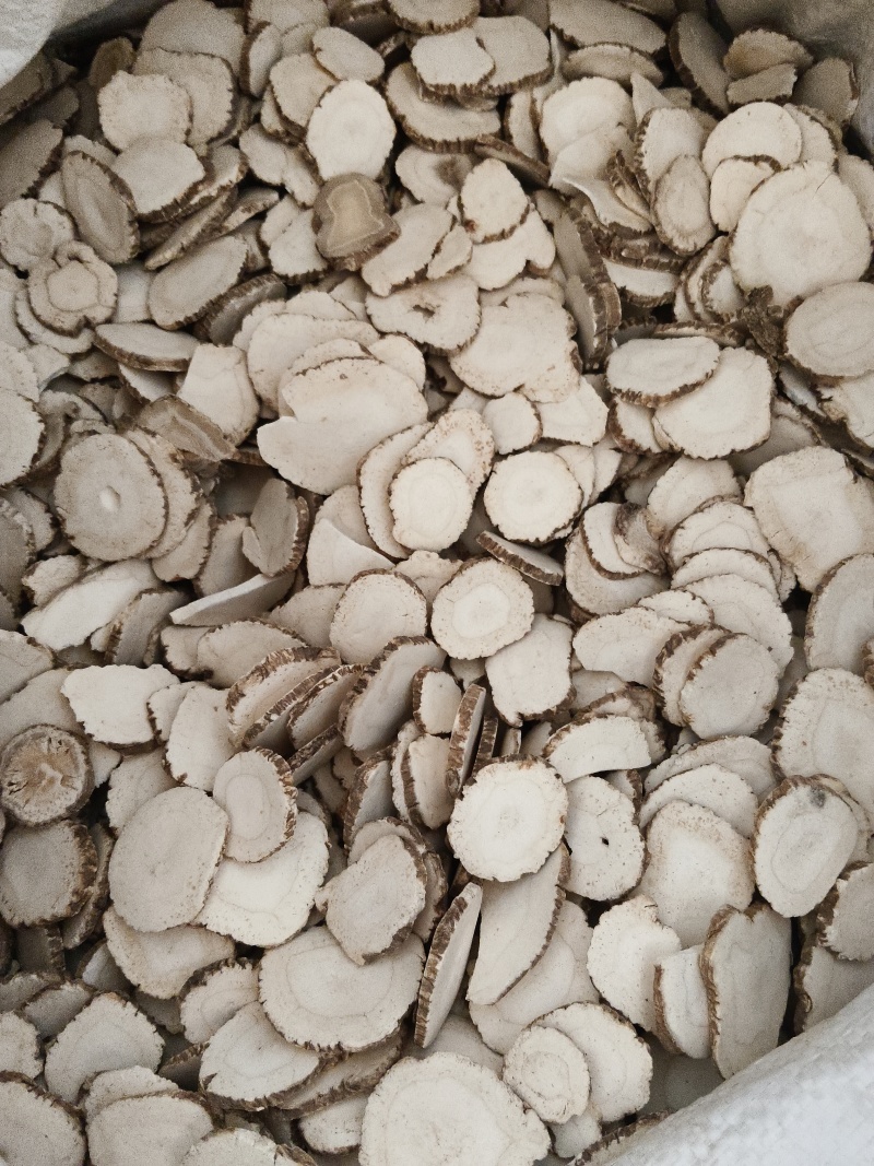 主营毫白芷，常年加工各种规挌圆片斜片无硫有硫，