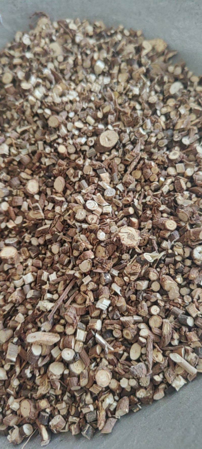 《柴胡》山西柴胡买好药尽在聚源中药
