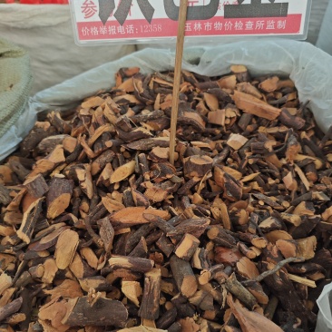 铁包金