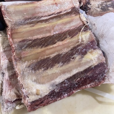 牛排瘦度高，可切段切块做小包装。**电商餐饮