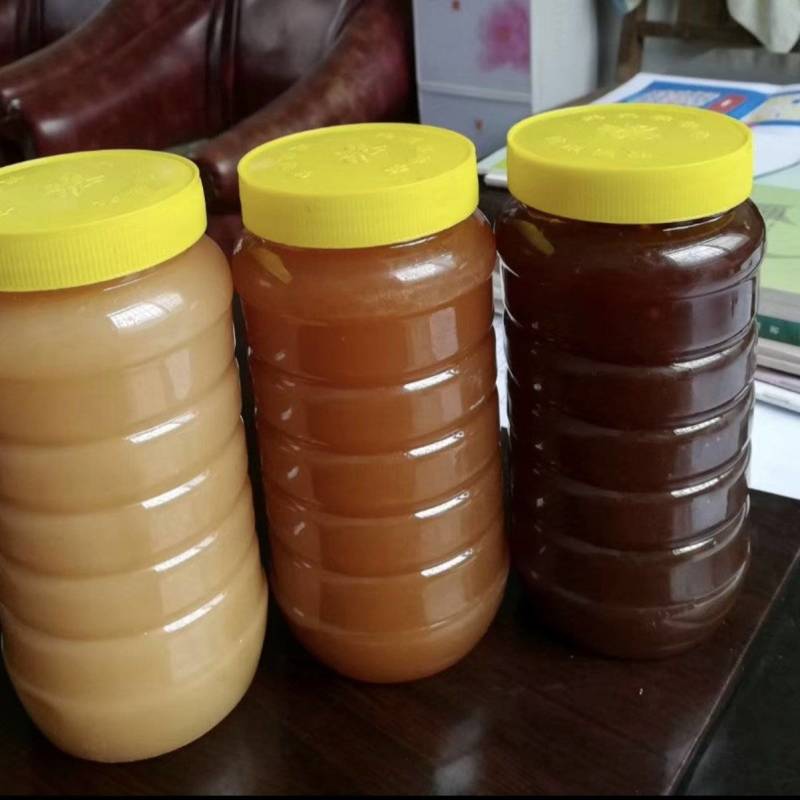 散养的野生蜂蜜，有玄参蜜，荆条蜜，百花蜜，长期供应