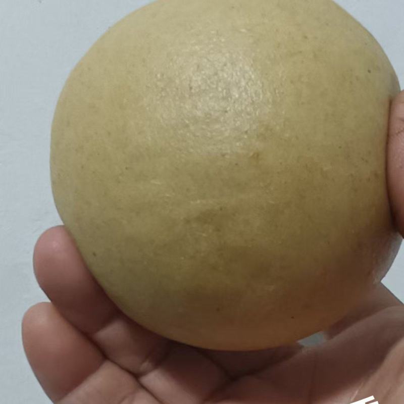石磨全麦粉量大价格更低，老石磨面粉原味小麦粉