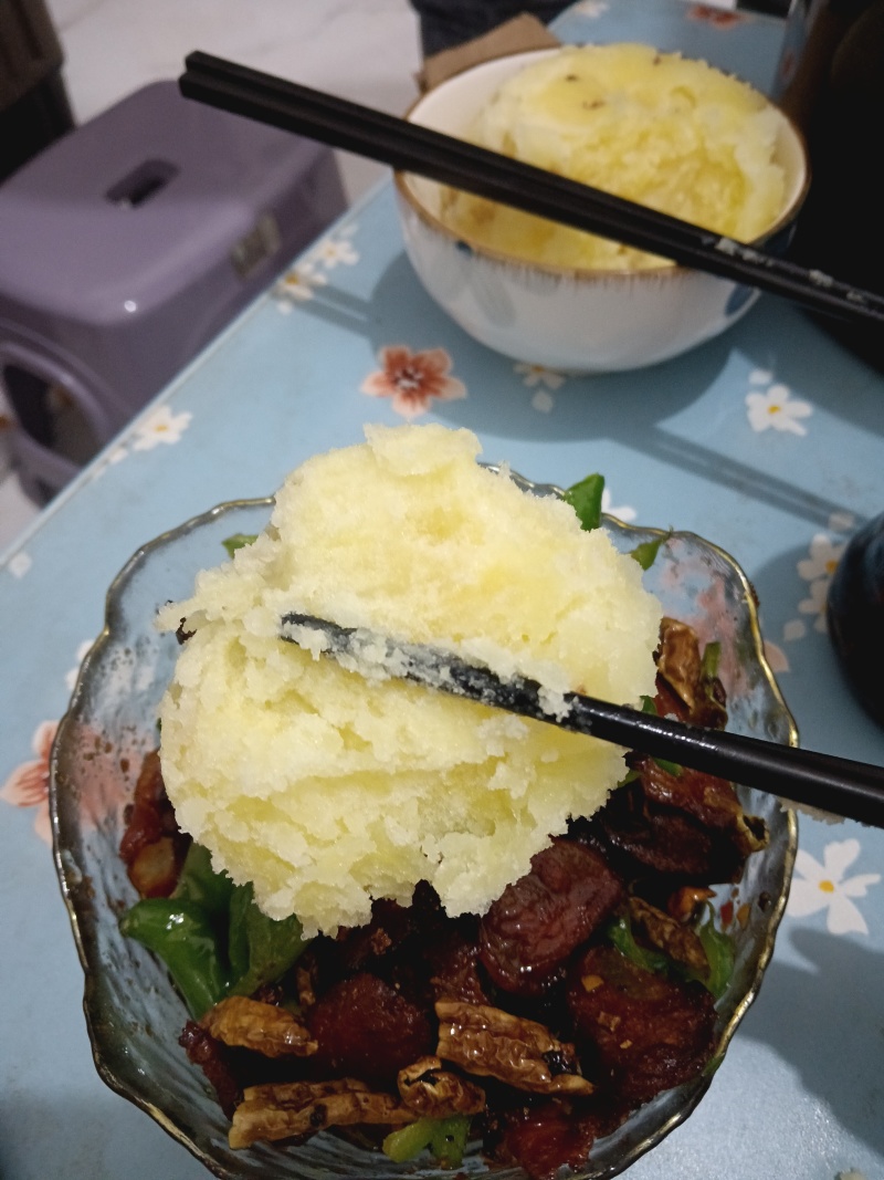 东川李子沟开花洋芋