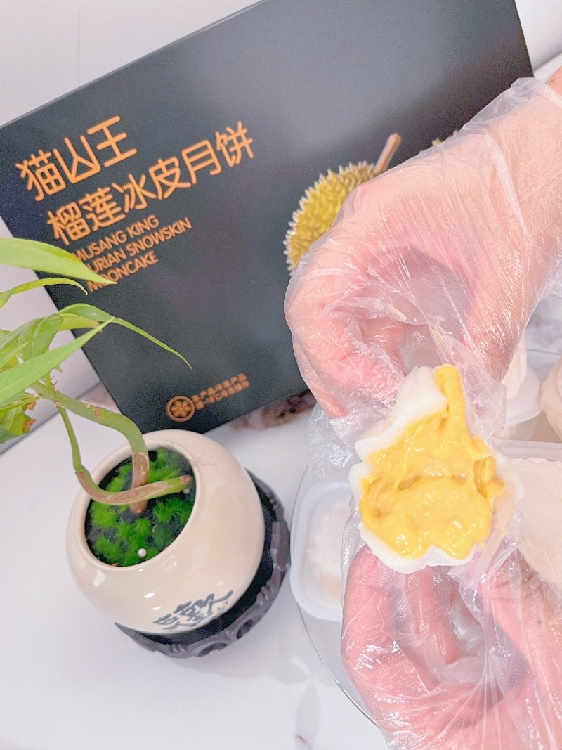它来了，它来了‼猫山王「榴莲冰皮月饼」回归了一年只卖