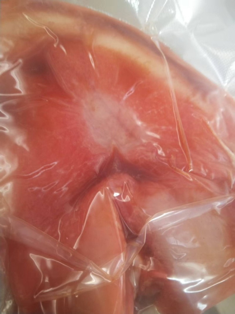 猪头肉，带耳朵，厂家直发，大量有货，欢迎各位老板咨询采购