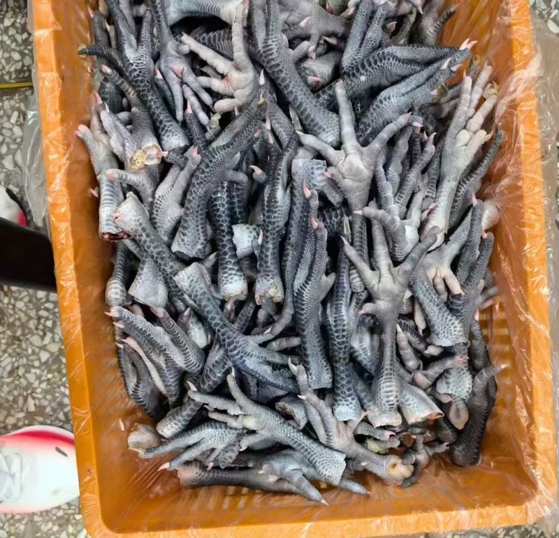 青脚鸡爪，有货，量大从优。