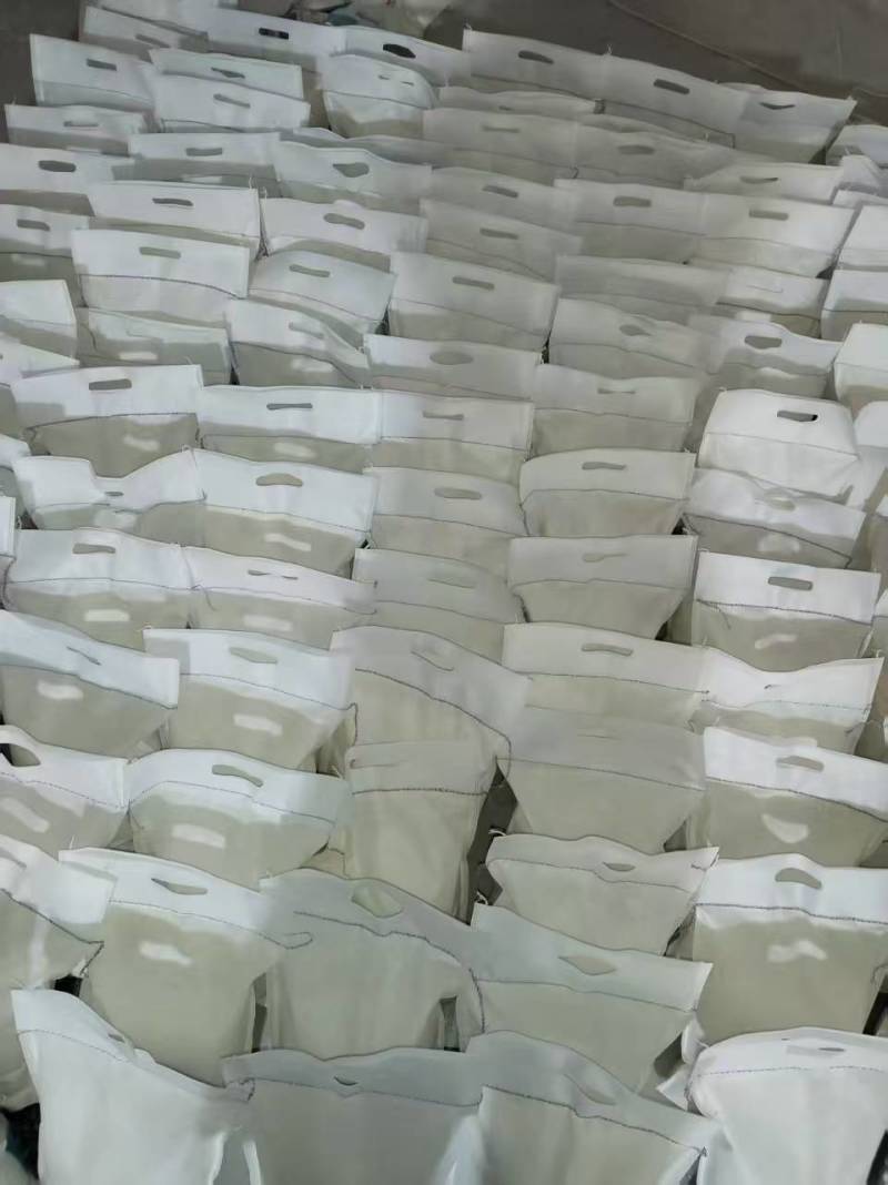 原生态小磨面粉大量上市，工厂直发，欢迎咨询选购