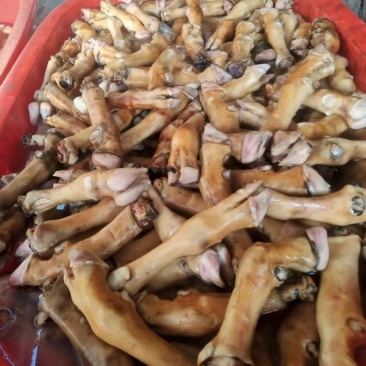 纯火燎羊蹄质量有保障