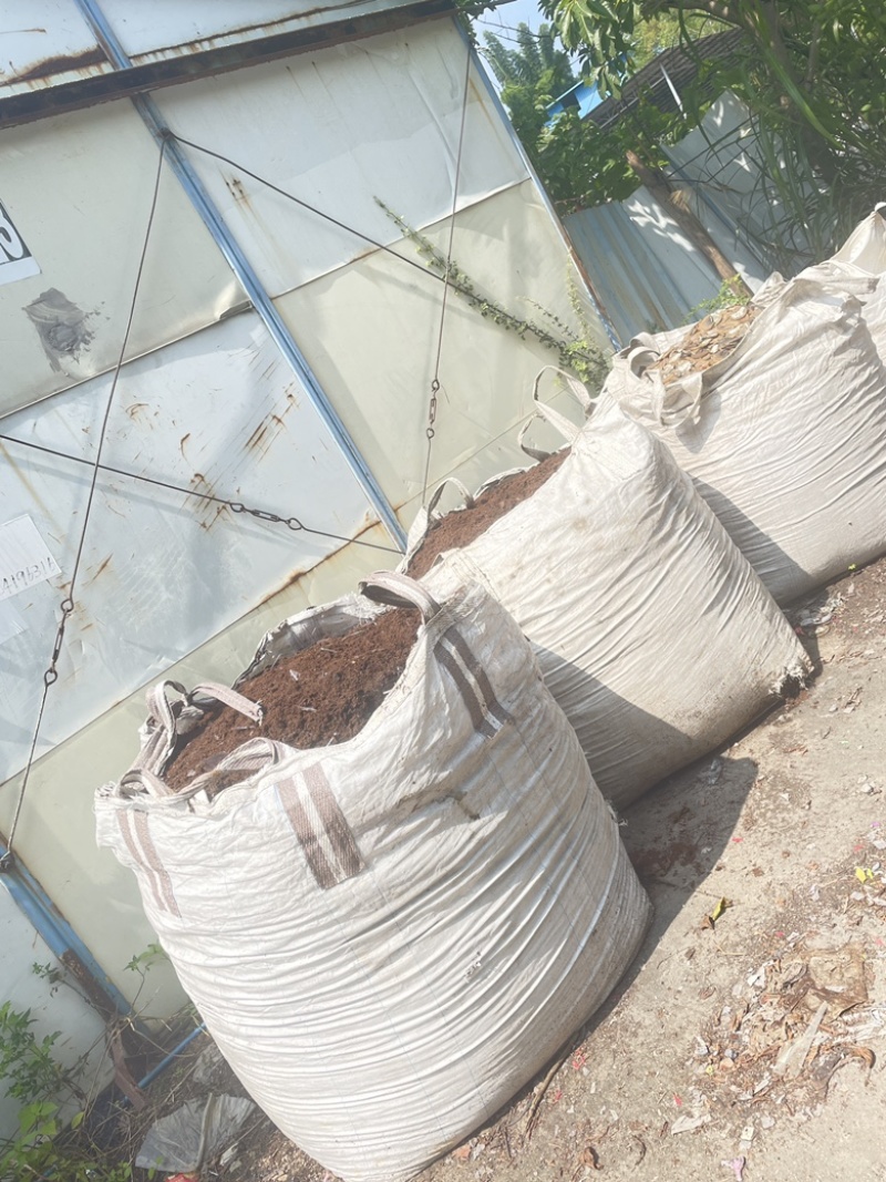 虫粪大量150一吨