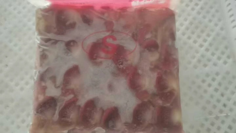 鸭胗，小白条鸭胗，一公斤20-23个，工厂发货，纯干