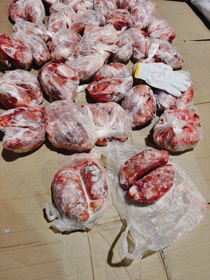 国产牛蛋精修去根，一包2个，一级新鲜度现货实拍，一手货源