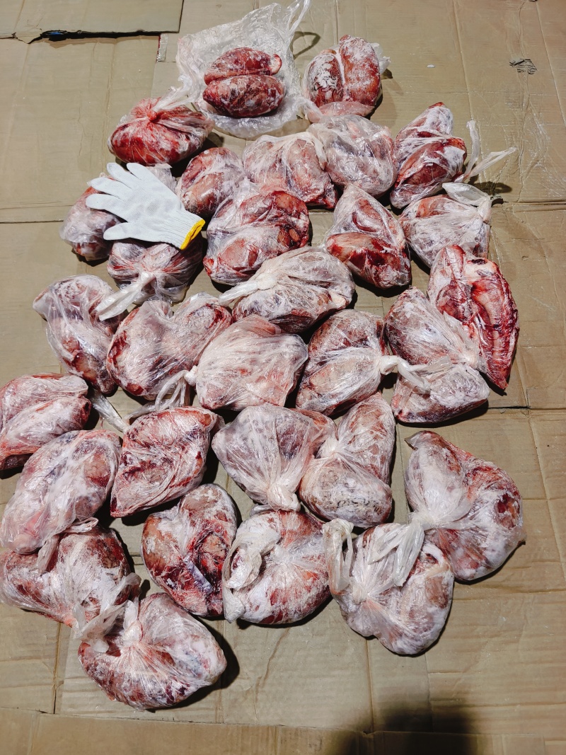 国产牛蛋精修去根，一包2个，一级新鲜度现货实拍，一手货源